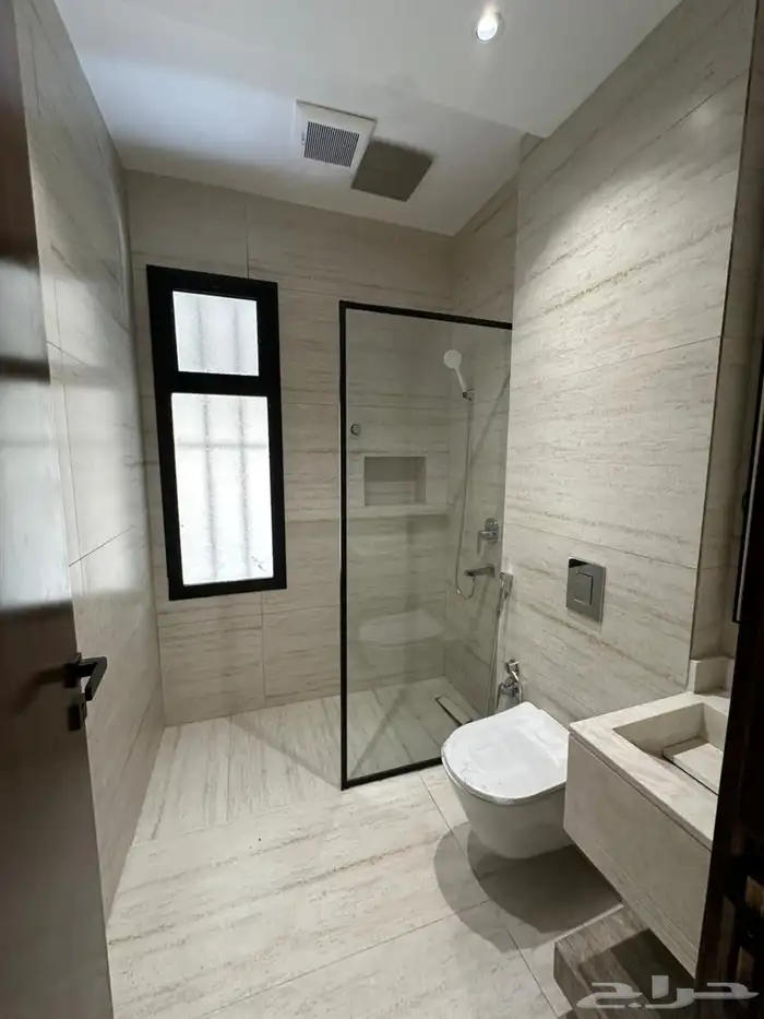 شقة تمليك في حي الحلقة الشرقية بمدخل خاص ب 620 ألف فقط 2