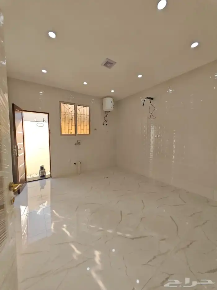 للبيع شقه ارضيه الاخضر مشب السعر 480 13