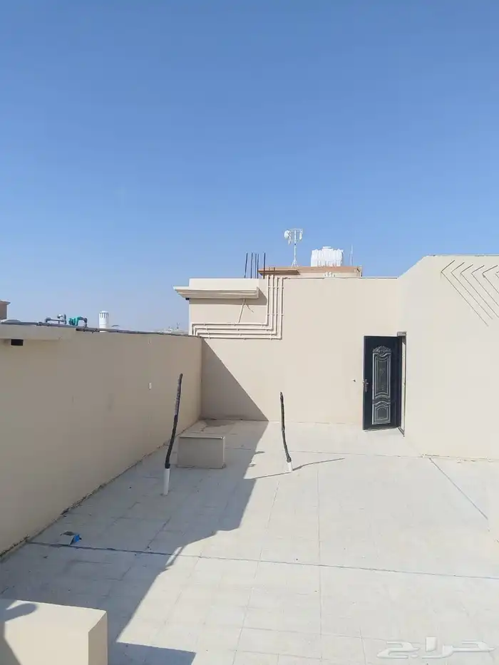 للبيع عماره ركنيه سكنيه في مدينة الأحساء حي الصفاء 5