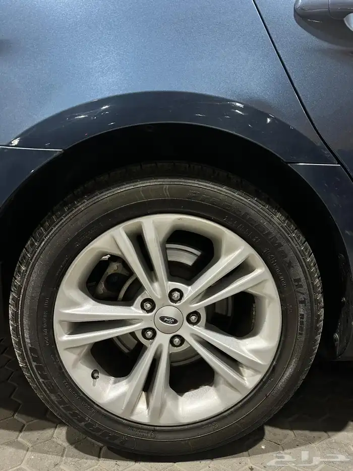 للبيع - فورد تورس - 2019 12