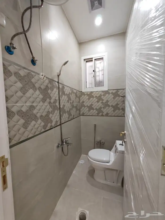 للبيع شقه ارضيه الاخضر مشب السعر 480 7