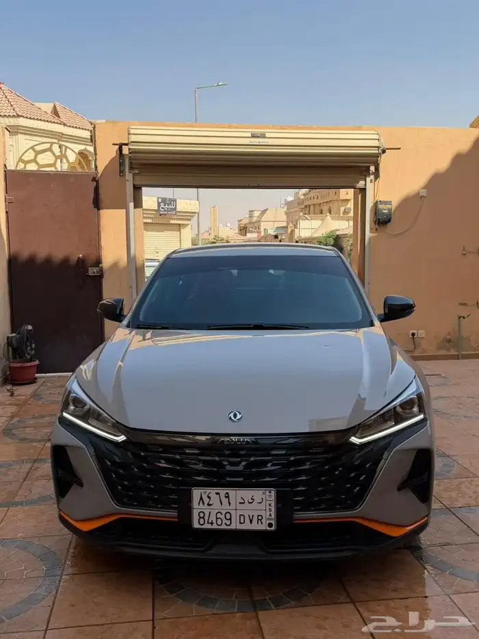 للبيع دونق فينق شاين E32 مديل 2025 0