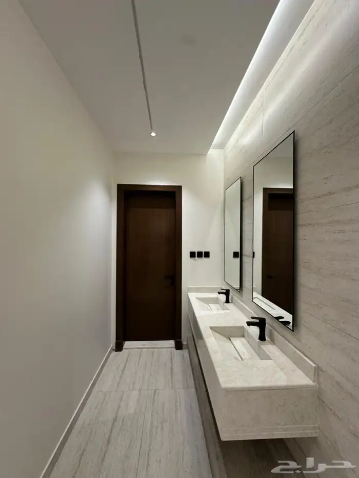 شقة تمليك في حي الحلقة الشرقية بمدخل خاص ب 620 ألف فقط 9