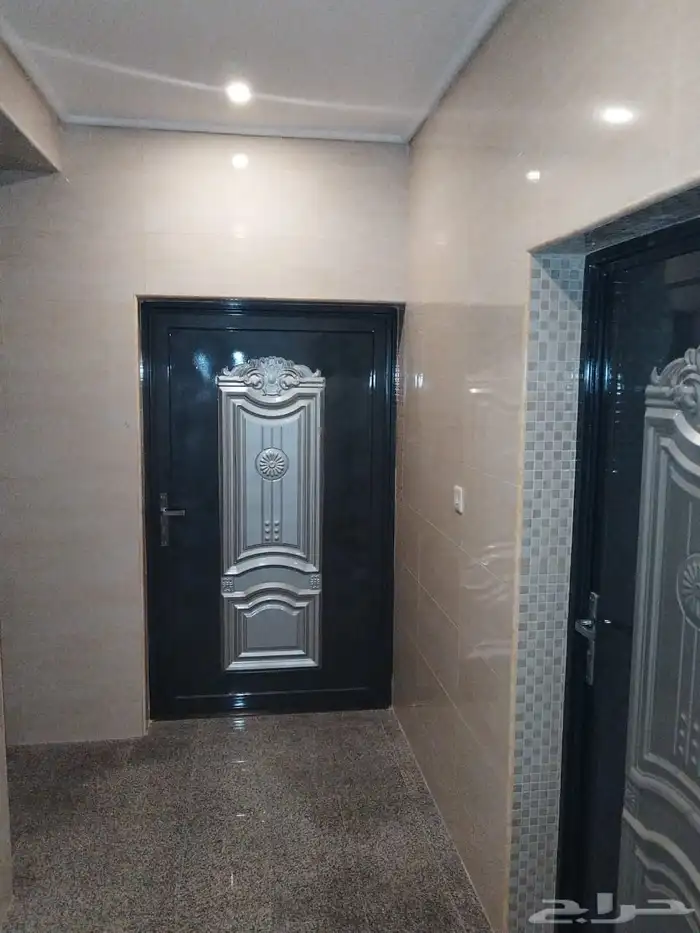 للبيع عماره ركنيه سكنيه في مدينة الأحساء حي الصفاء 10