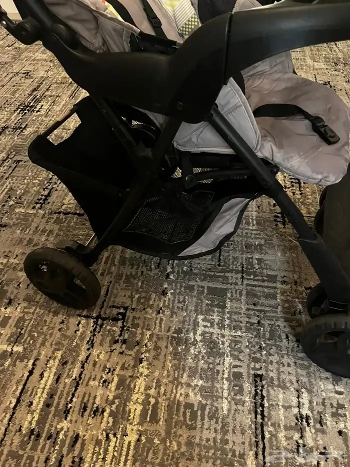 عربيه خروج من سنتر بوينت 2