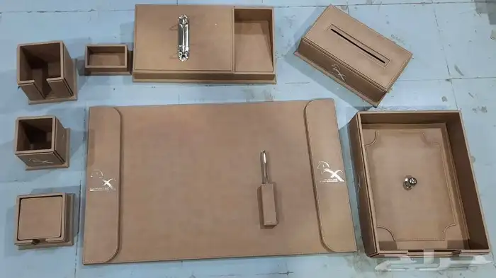 طقم مكتب جلد فاخر 3