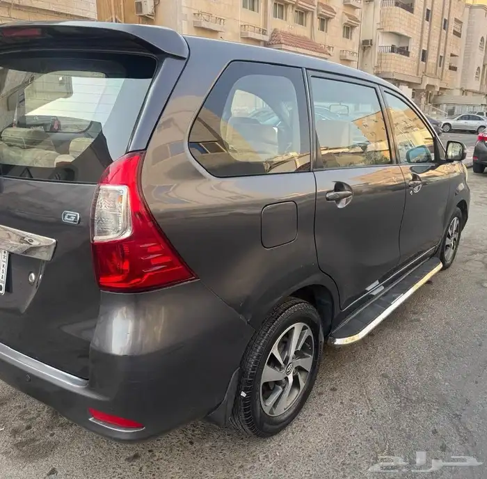 تويوتا افانرا 1