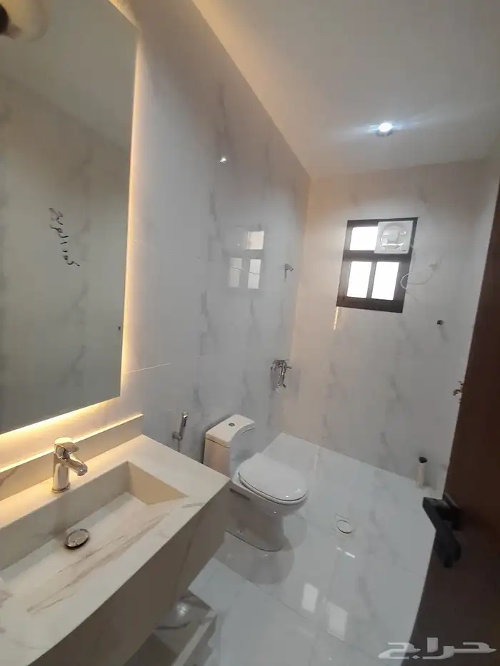 للبيع شقه دور ارضي بمدخل سيارة بسعر 550الف ف مخطط 6 16