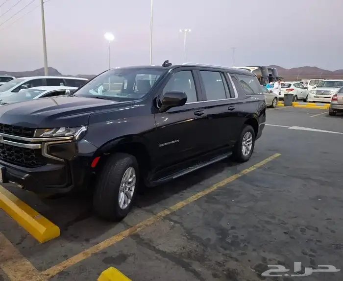 للبيع سوبربان 2021 اسود بحالة ممتازة 1