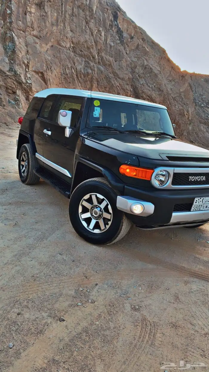 جيب FJ موديل 2015 0