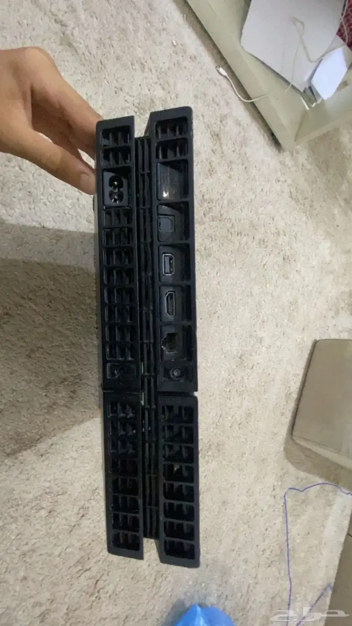 سوني 4 للبيع نضيف جدا و مع ملحقاته كامله 5