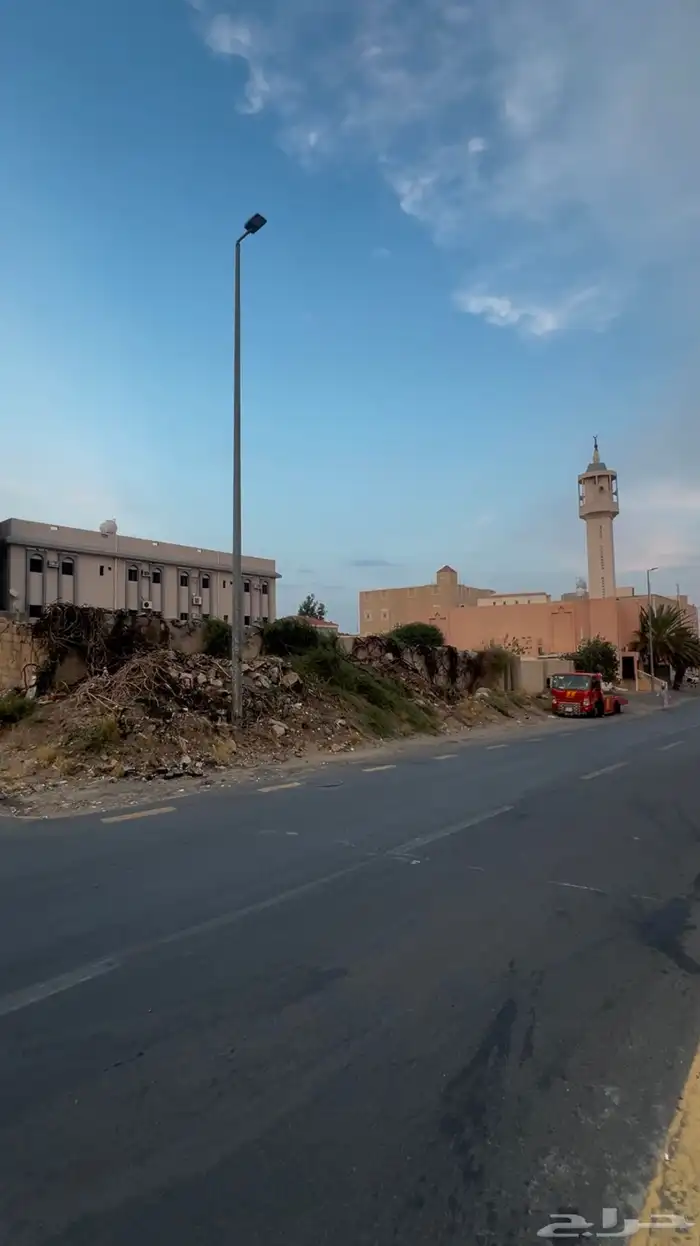 ارض تجارية للاستثمار عليها رخصة تجارية 0