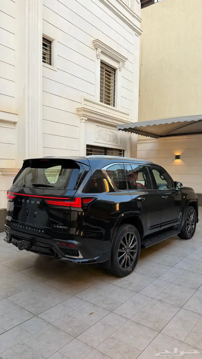 لكزس أف سبورت أسود 1