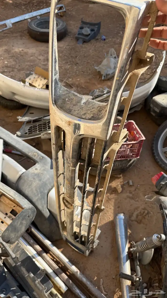 عفش هايلكس موديل 2011 و 1995 6