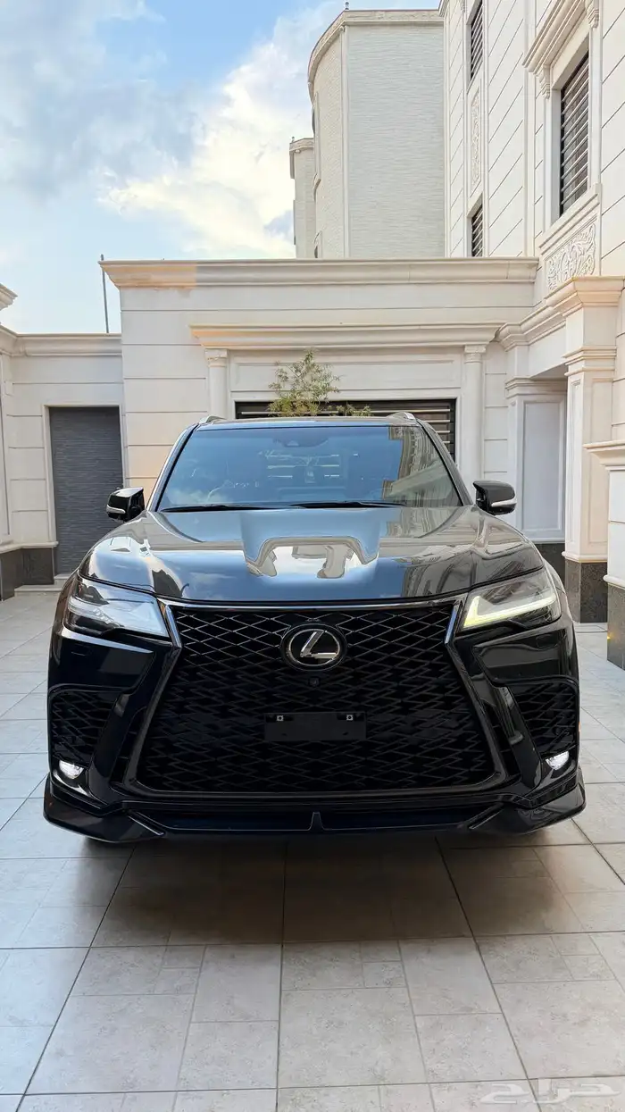 لكزس أف سبورت أسود 3