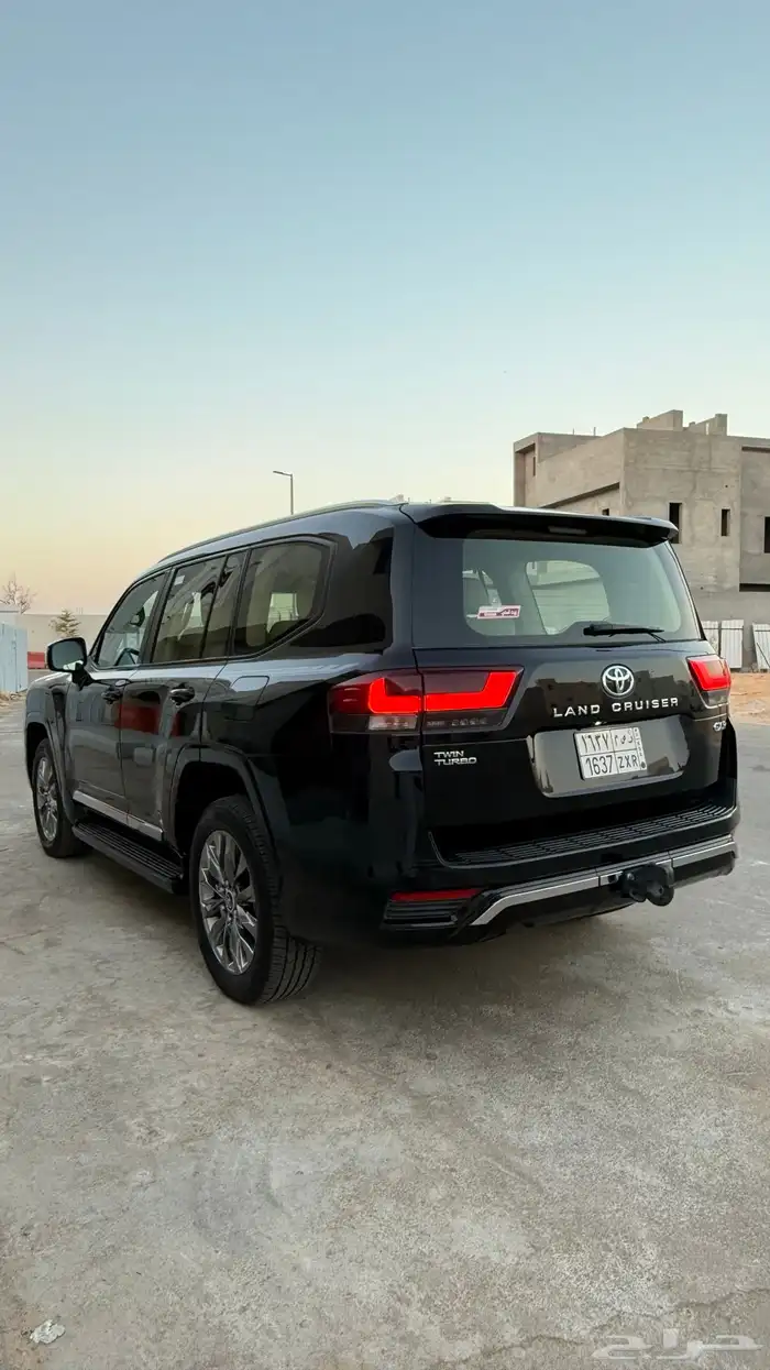 جكسار سعودي 2023 اسود 4