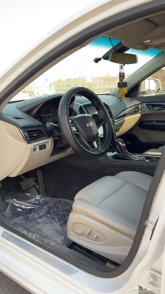 كاديلاك ATS 2018 نظيف جدا 7