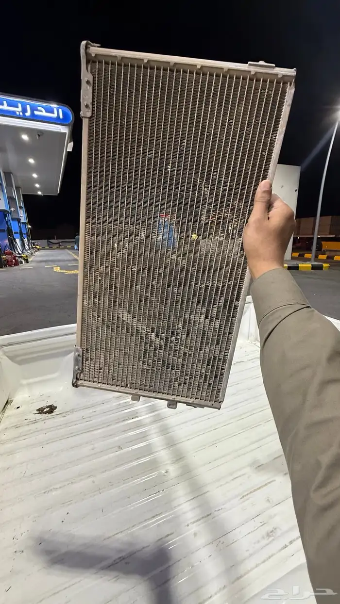 قطع هايلكس اديتر مكيف 98-2005 2