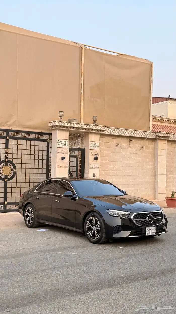 مرسيدس E200 2025 شبه اصفار 3