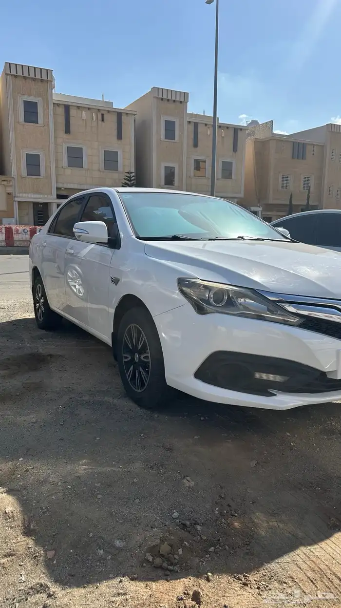 سياره f3 من BYD للبيع 4