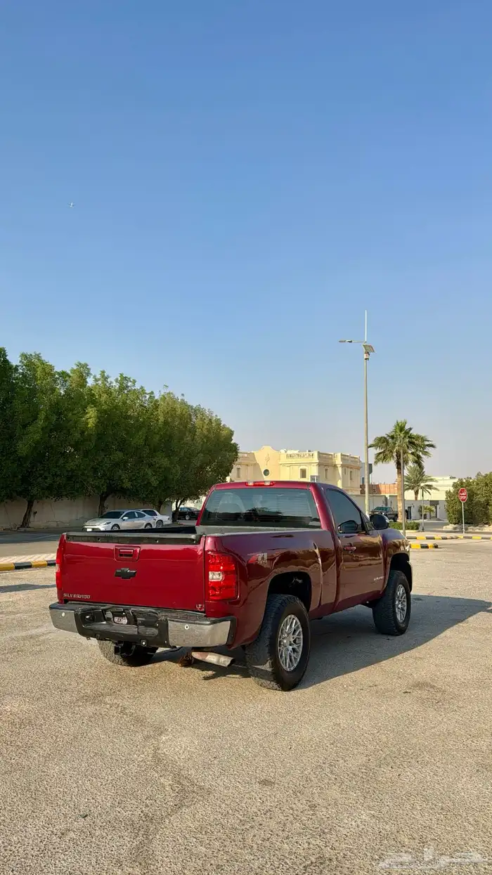 سلفرادو عنابي للبيع 6