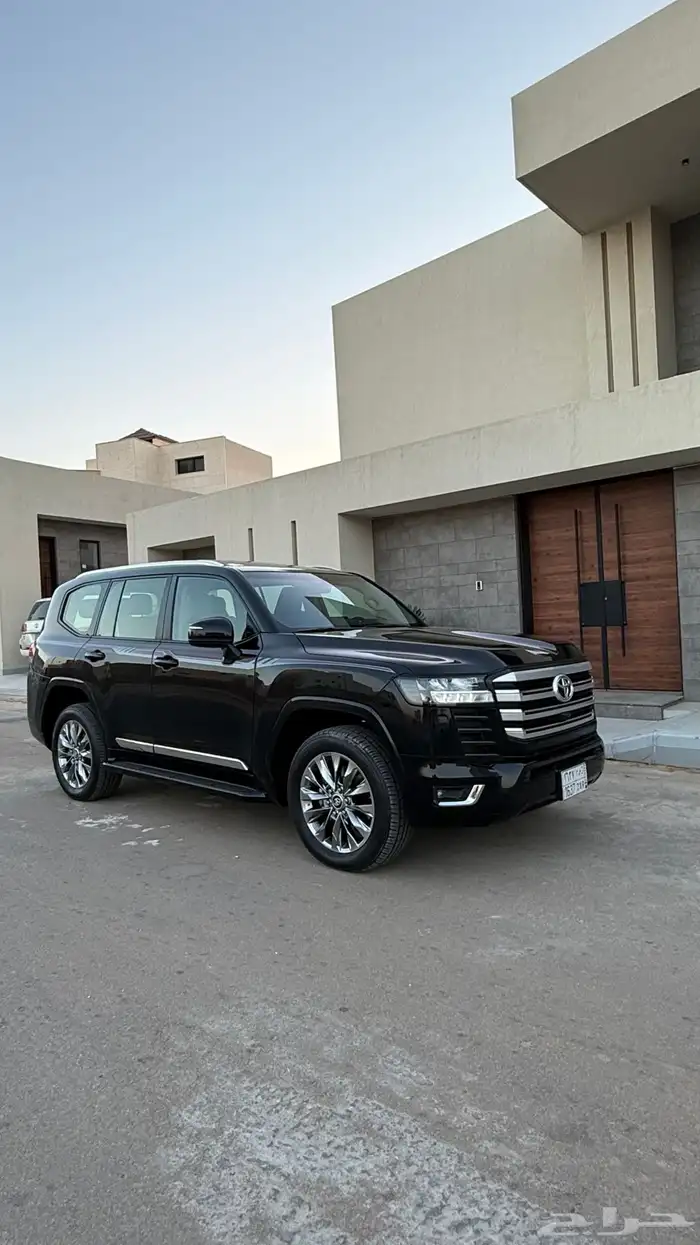 جكسار سعودي 2023 اسود 8