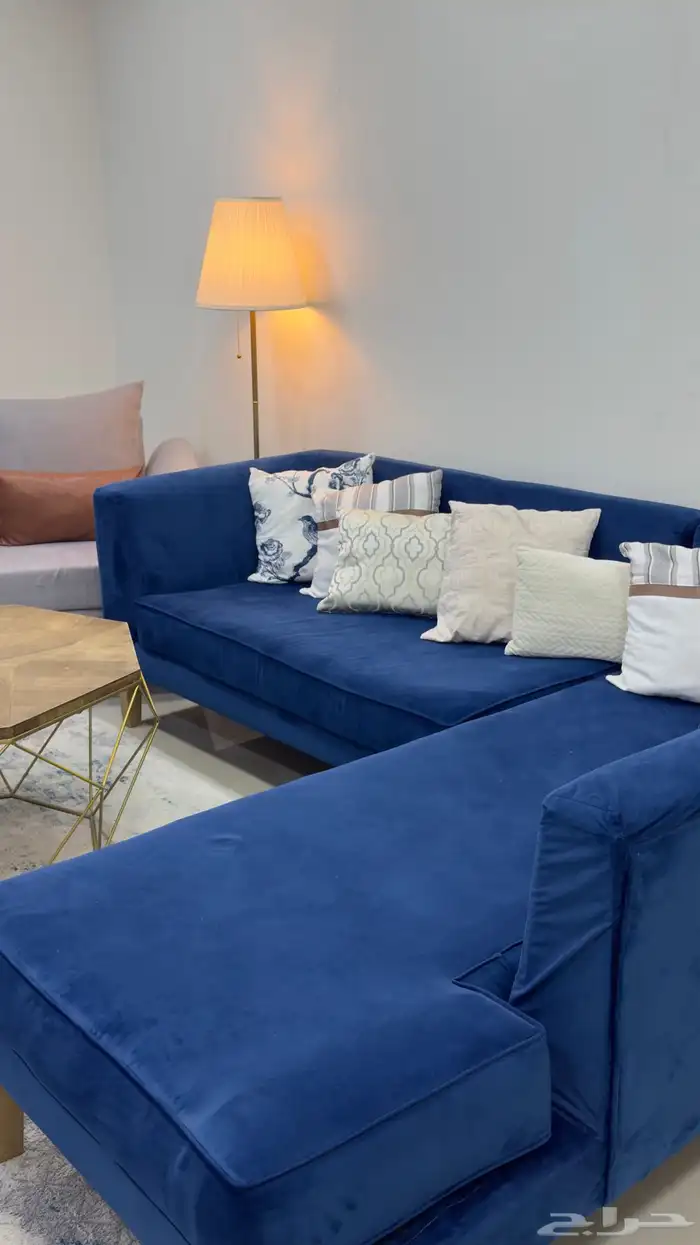 اثاث كنب و طاولة طقم صالة 0