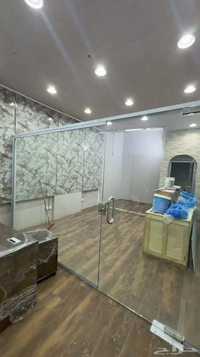 قزاز مع الباب 1