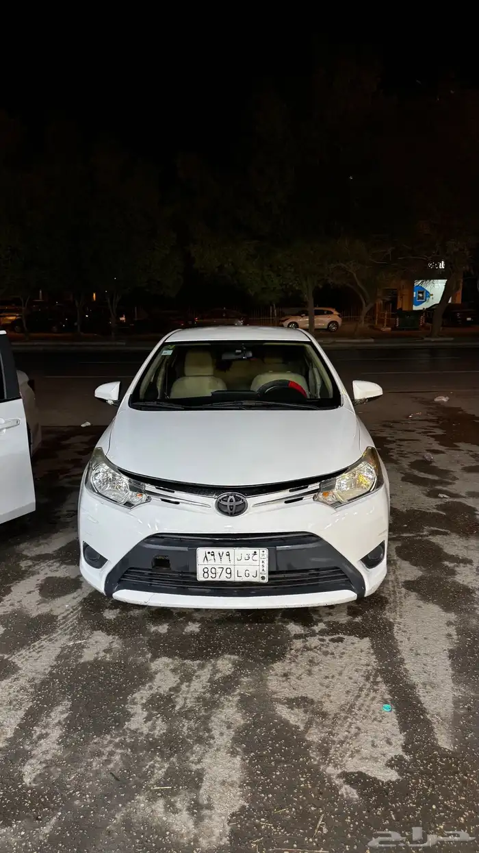 تويوتا يارس 2015 9