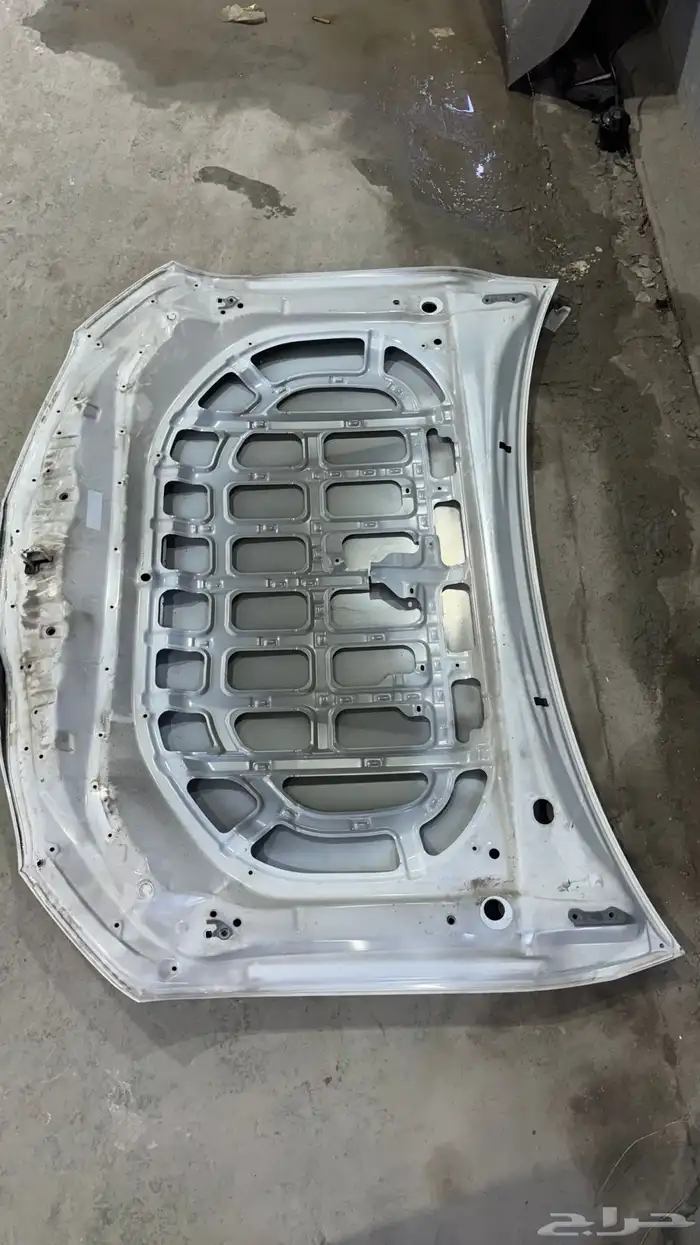 كبوت كامري 2021 ابيض 3