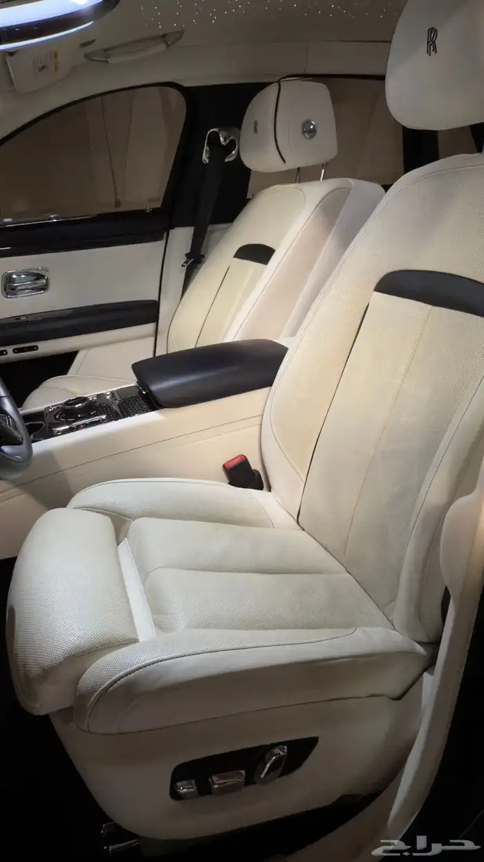 رولز رويس قوست بلاك باج 2023 19