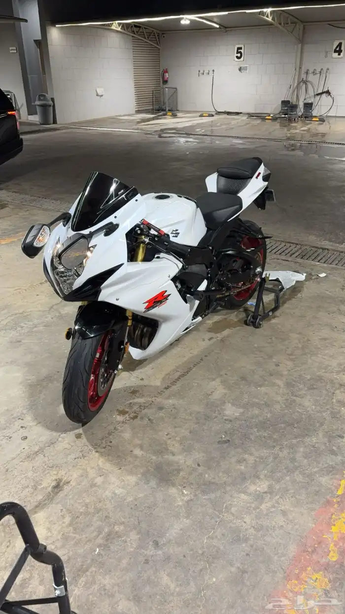 دباب ريس سوزوكي 750 0