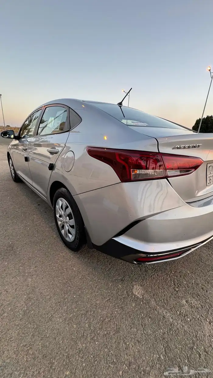 اكسنت 2021 للبيع أو البدل بسيارة عائلية 15