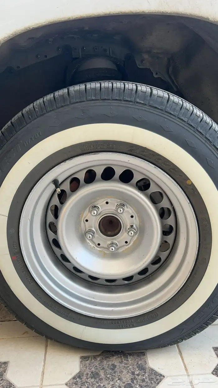 للبيع دمعه وكفرات جينيو 1