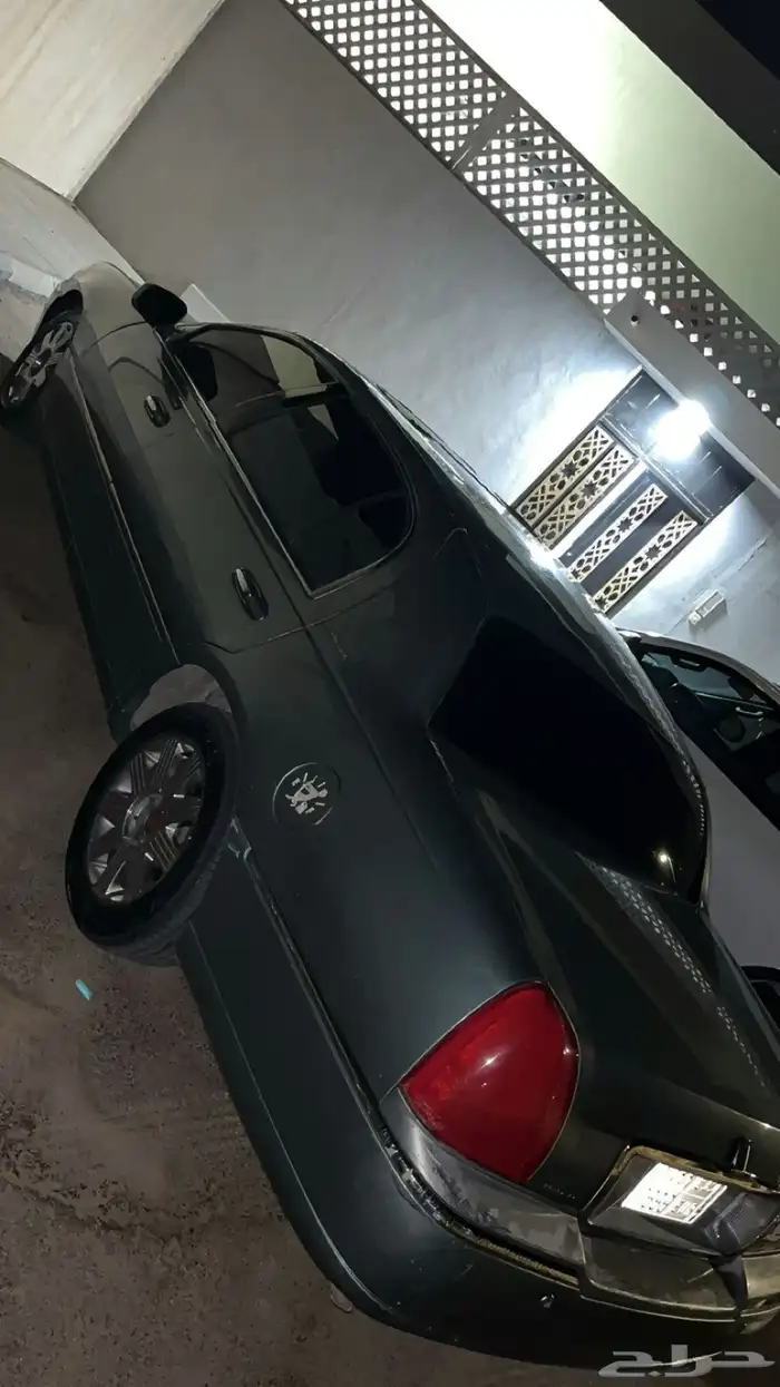 لنكن تاون كار 2004 0