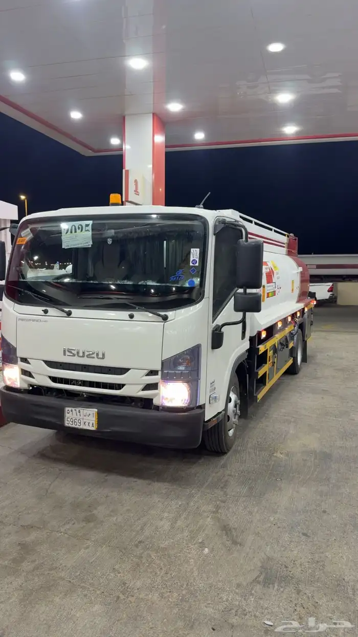 سياره دينه ديزل في نيوم 2