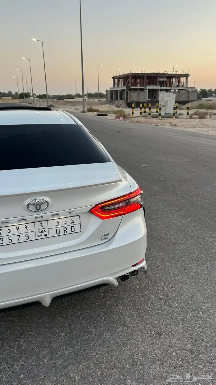 كامري 2022 فل كامل SE V6 وكالة بنزين 10
