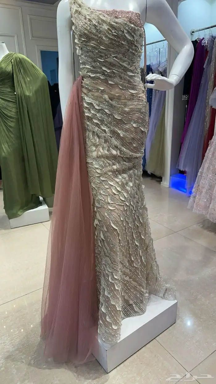 فستان سهرة فخم 0