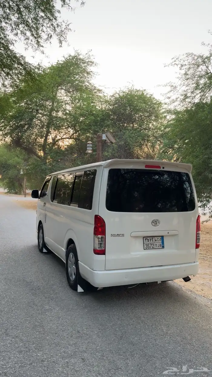 باص تيوتا للإيجار سنوي او شهري 3
