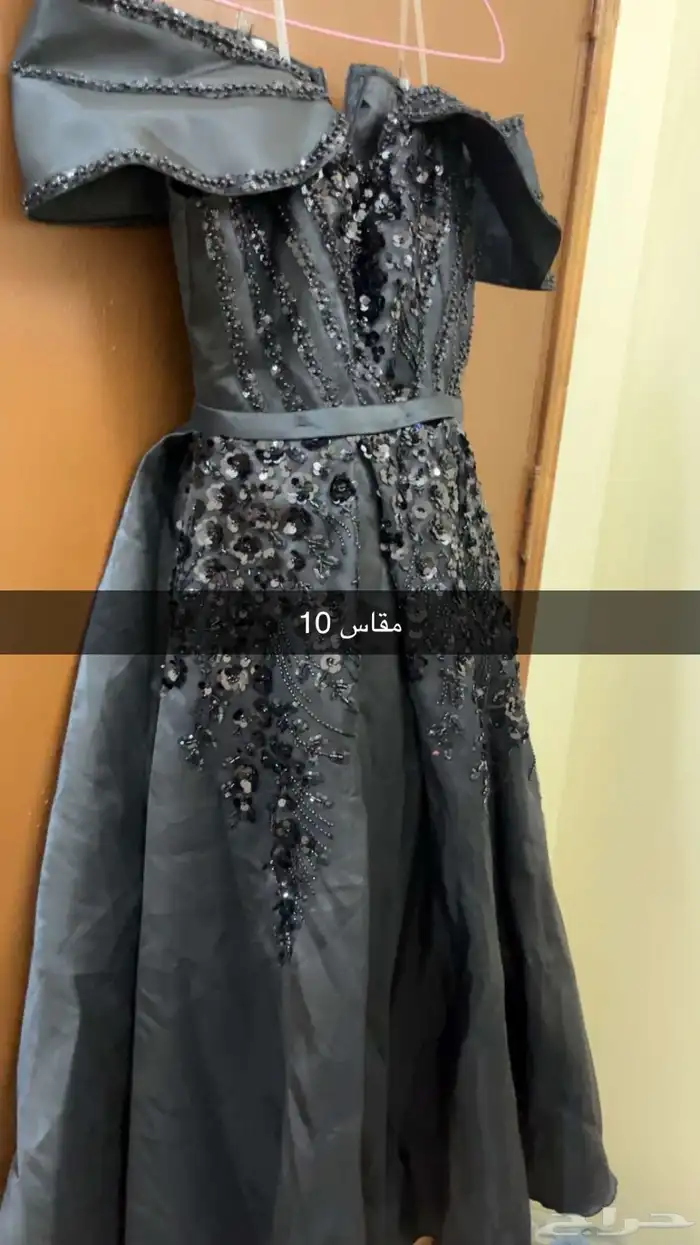 فساتين للبيع 1