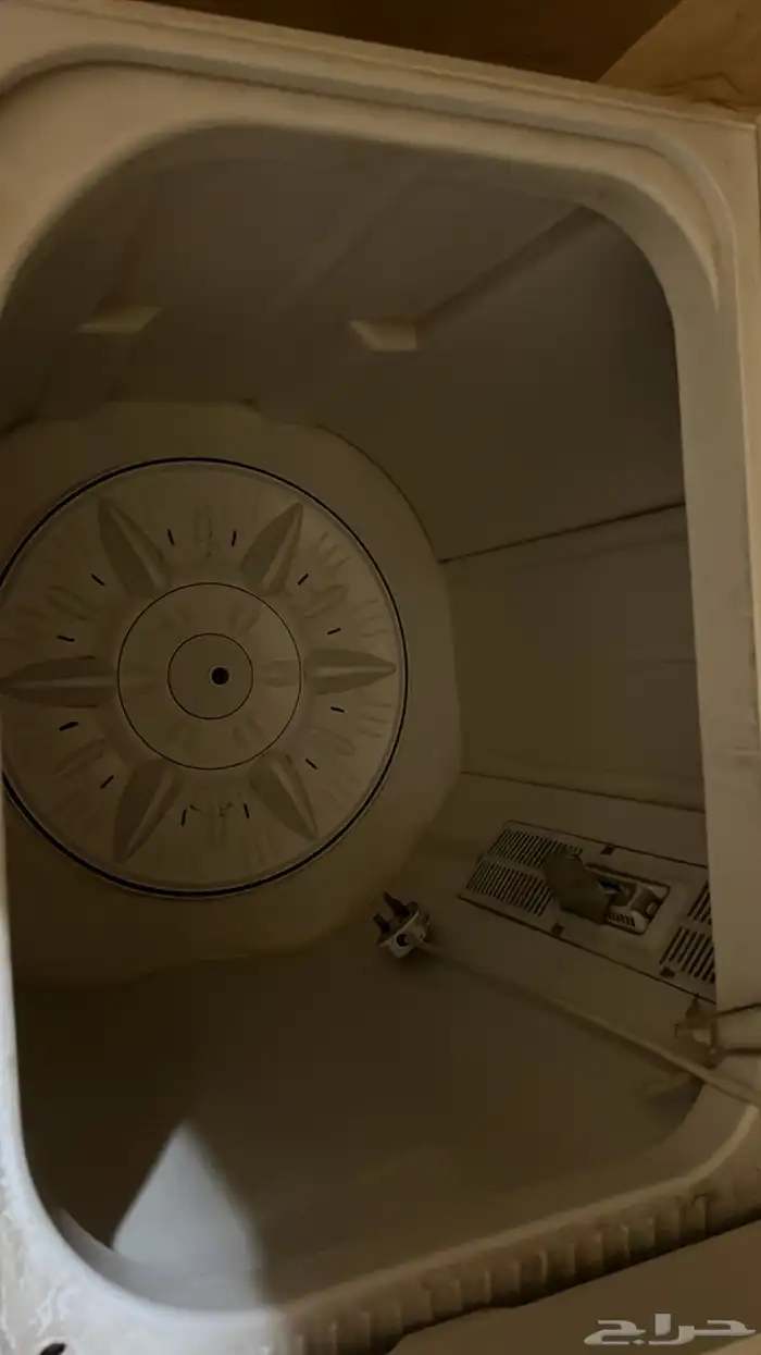 السلام عليكم عندي غساله للبيع 2