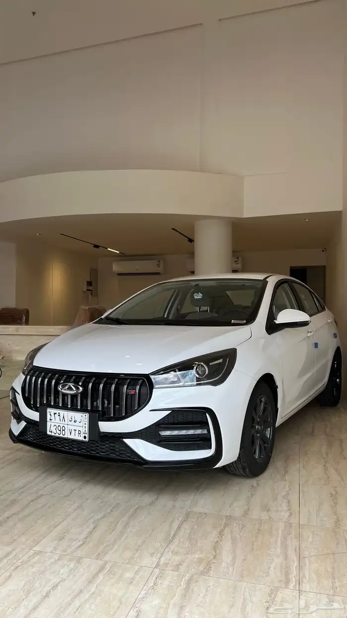 تاجير سيارات وتوصيل بمكانك 0