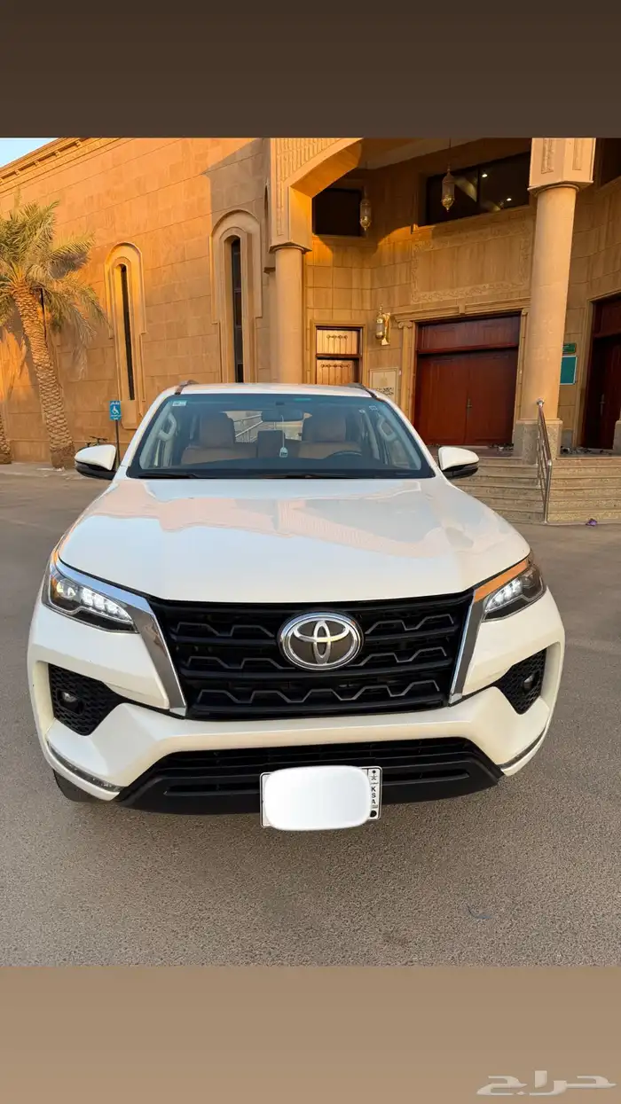 فورتشنر 2022 VX بنزين 5