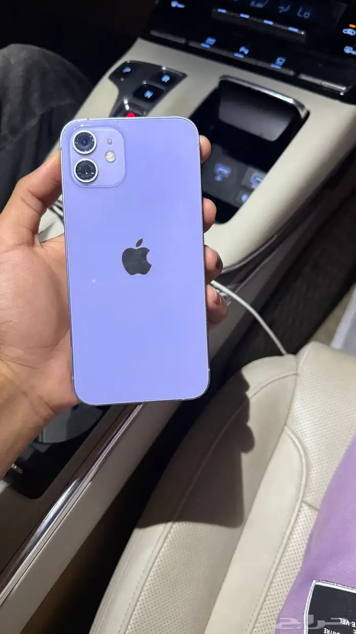 ايفون 12 العادي للبدل بايفون 12 برو مع الفرق 3