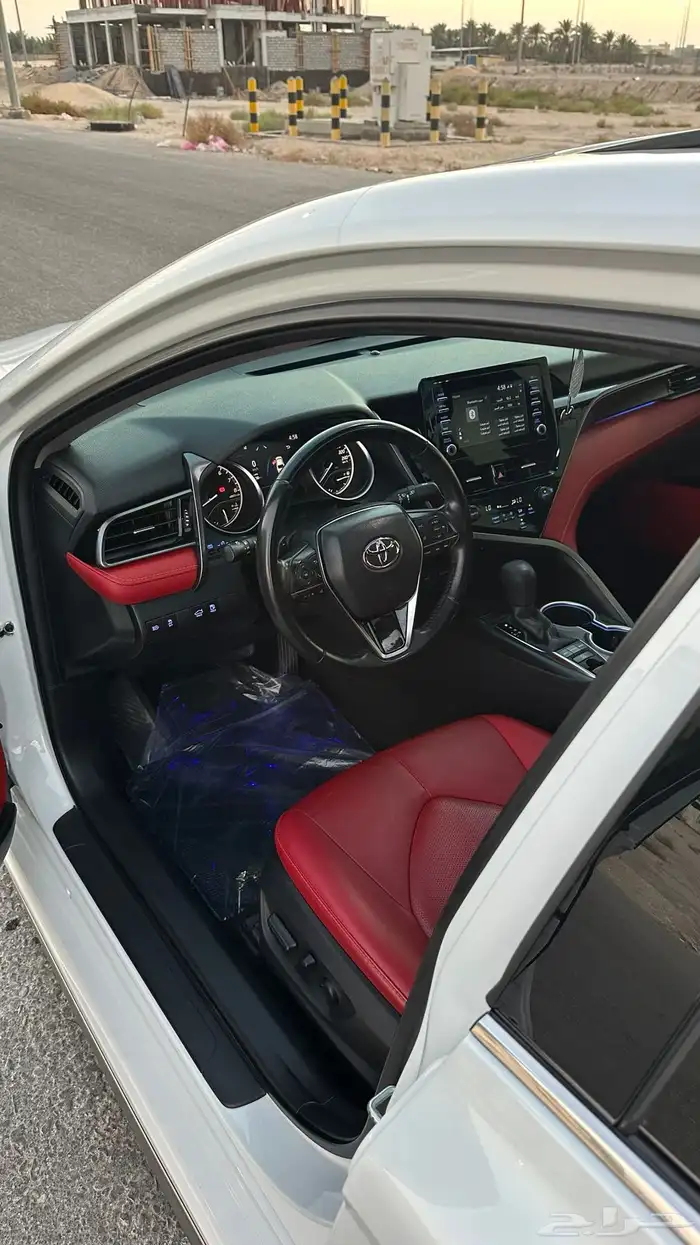 كامري 2022 فل كامل SE V6 وكالة بنزين 15