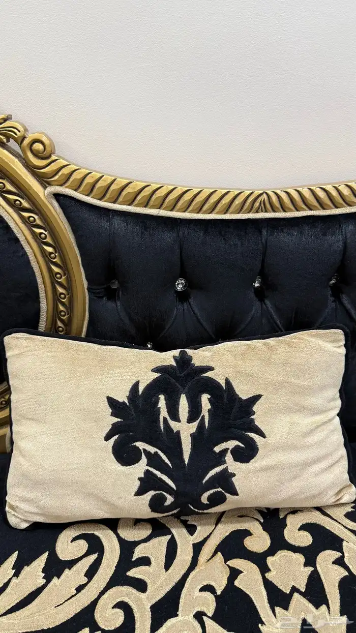 طقم كنب والستاره وطاولة 4