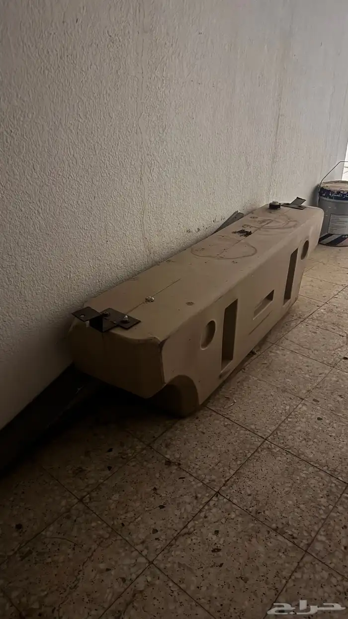 تانكي كان راكب على هايلكسس 0