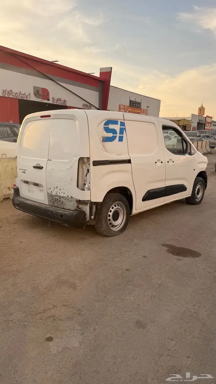 بيجو بارتنر 2021 البيع تشليح تسقيط 1