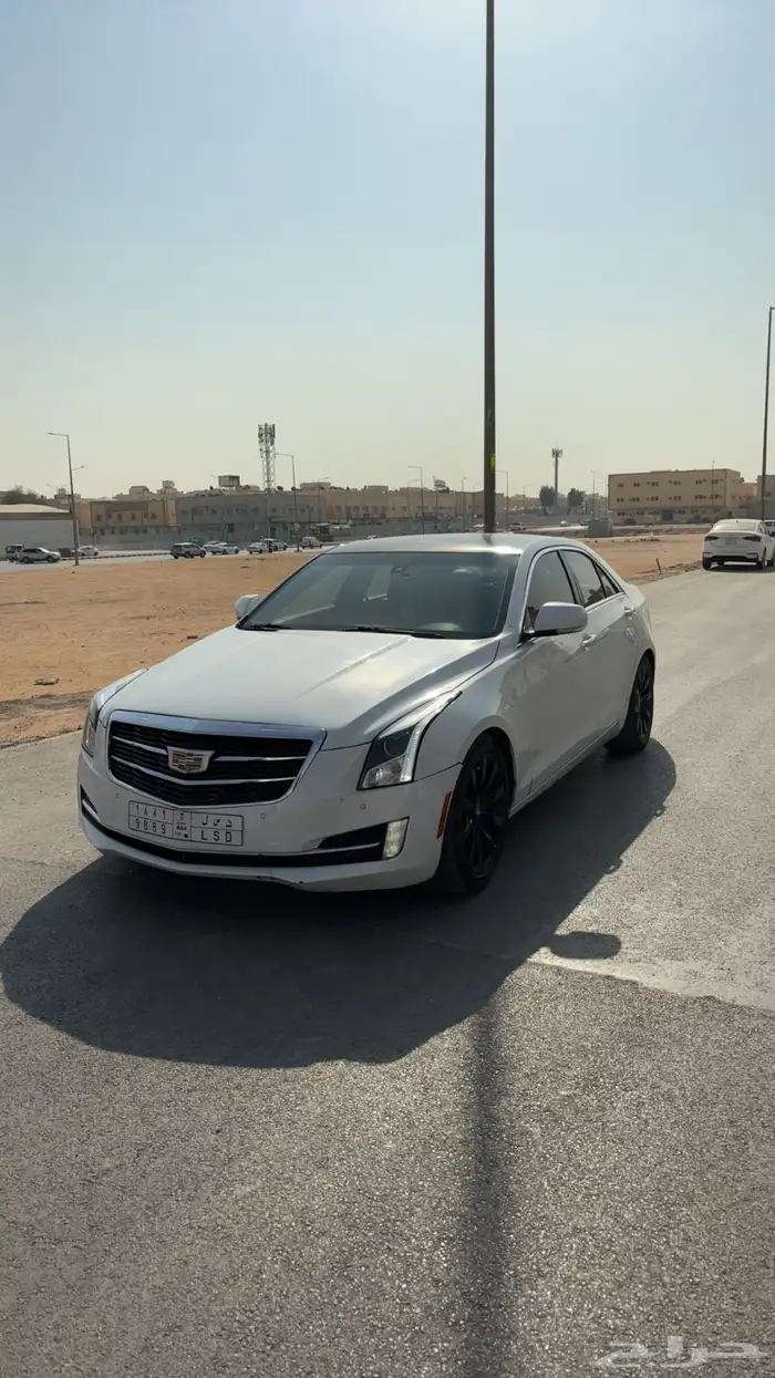 كاديلاك ATS 2018 نظيف جدا 2
