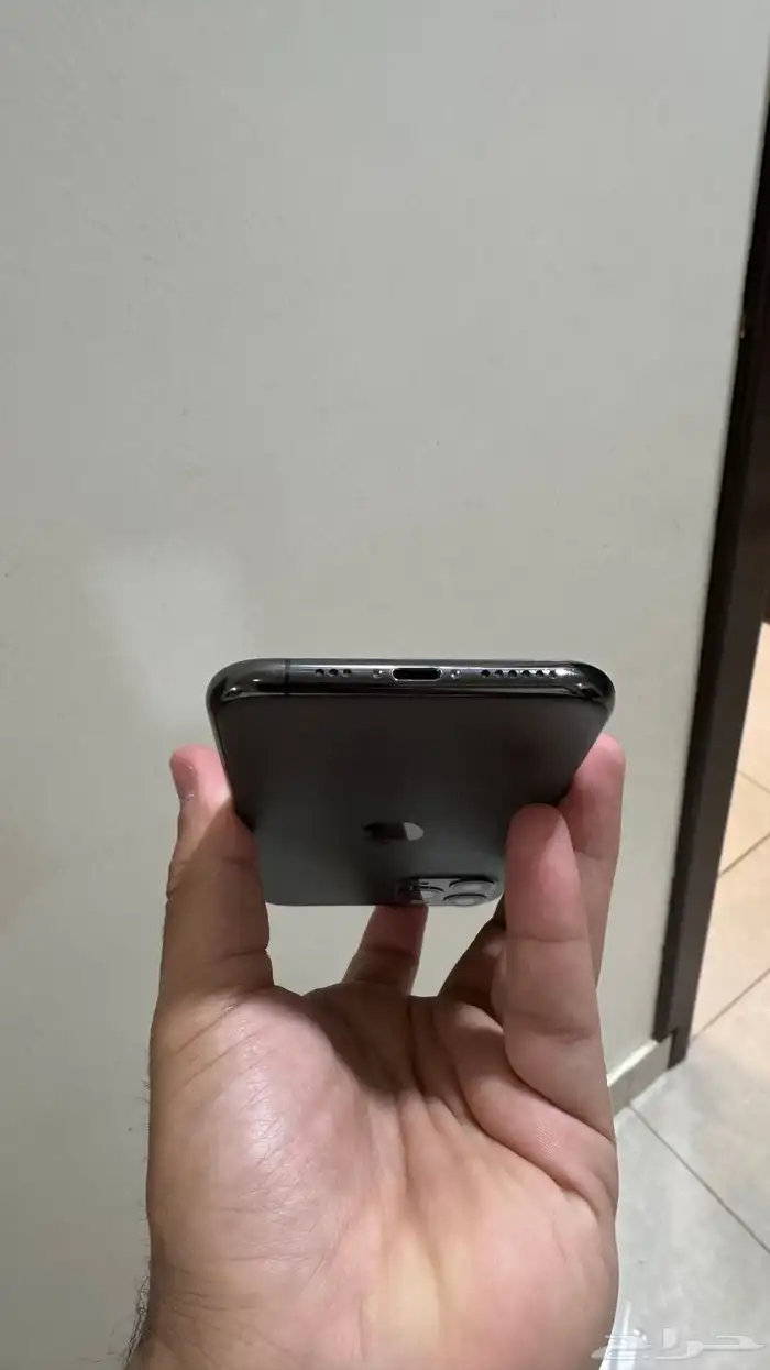 ايفون 11برو 256 قيقا 2